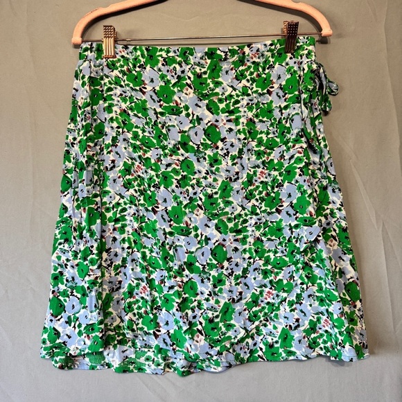 B Young Dresses & Skirts - B Young Womens Floral Wrap Midi Skirt Size 40 Green Sustainable Preppy Work NWT